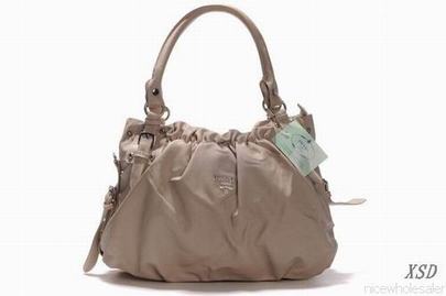 prada handbags081